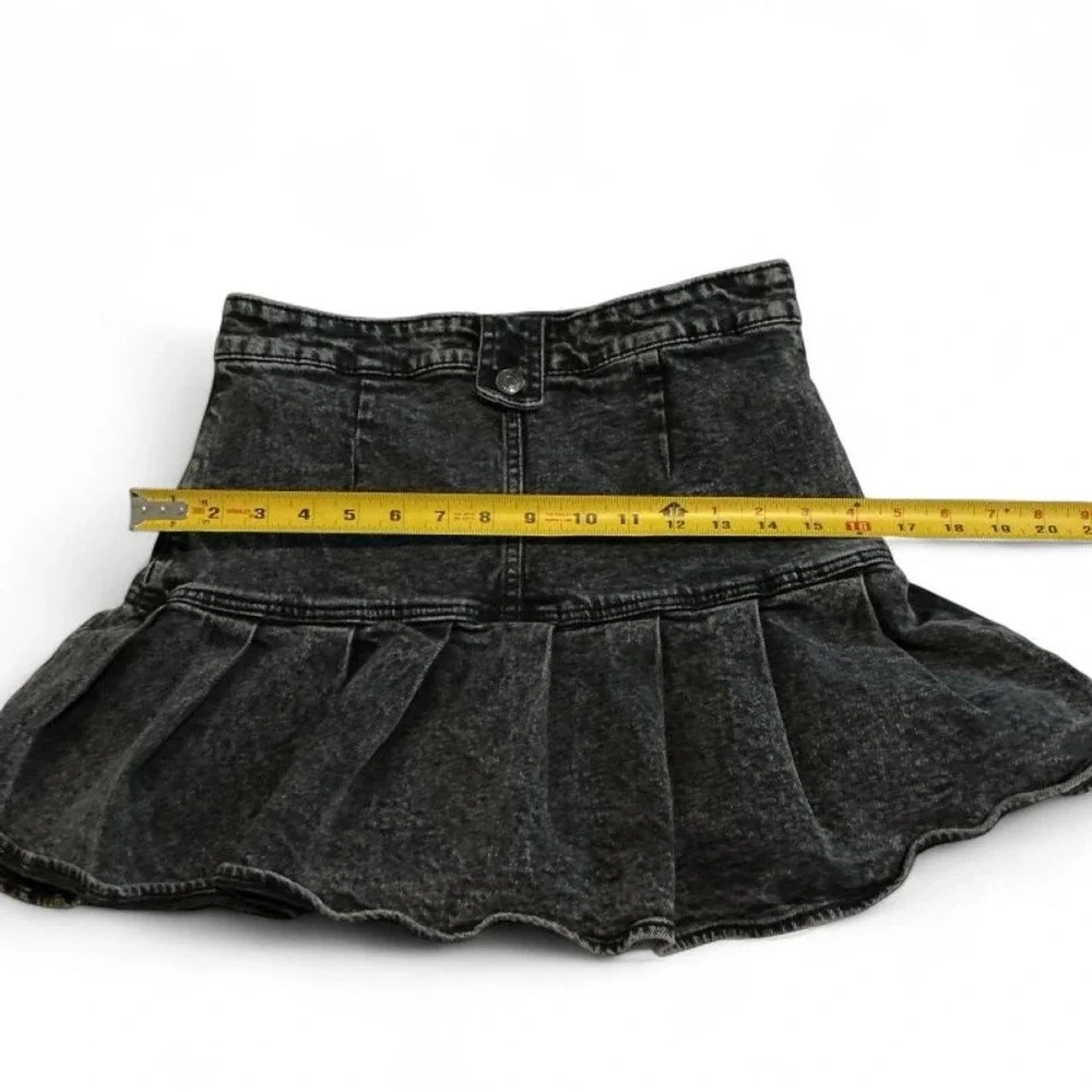 Wild Fable Mini Skirt Womens 2 Black Excellent Acid Wash Pleated Y2K Denim Skirt
